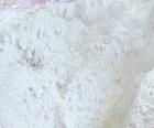 Plâtre blanc en poudre