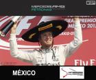 Nico Rosberg fête sa victoire dans le Grand Prix du Mexique 2015