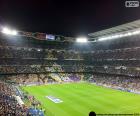 Le stade Santiago Bernabeu est le stade du Real Madrid Football Club, situé dans le Paseo de la Castellana, dans le District de Chamartin à Madrid, Espagne