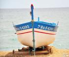 Bateau échoué sur la plage