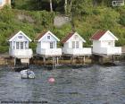 Maisons sur le lac, Norvège