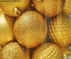 Boules d'or pour Noel