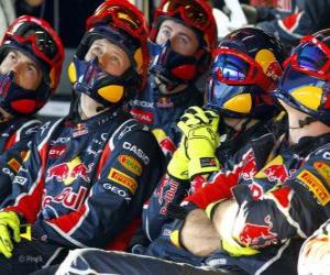 Puzzle Red Bull mécaniques à regarder la course
