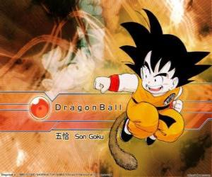 Puzzle Son Goku est un enfant Saiyan qui a grandi dans les montagnes de l'apprentissage des arts martiaux de son grand-père et a un petit piège: la queue.