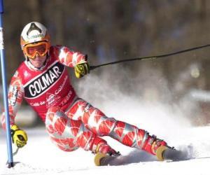 Puzzle Un skieur de compétition de slalom