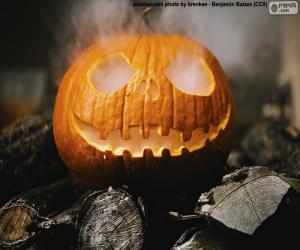 Puzzle Une citrouille d’Halloween fumante