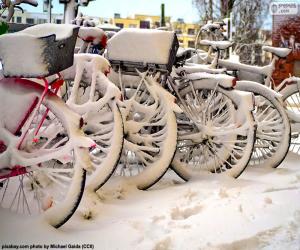 Puzzle Vélos en hiver