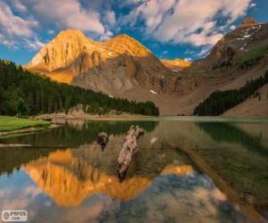 Puzzle Étang dans le Pyrénées, Catalogne, Espagne